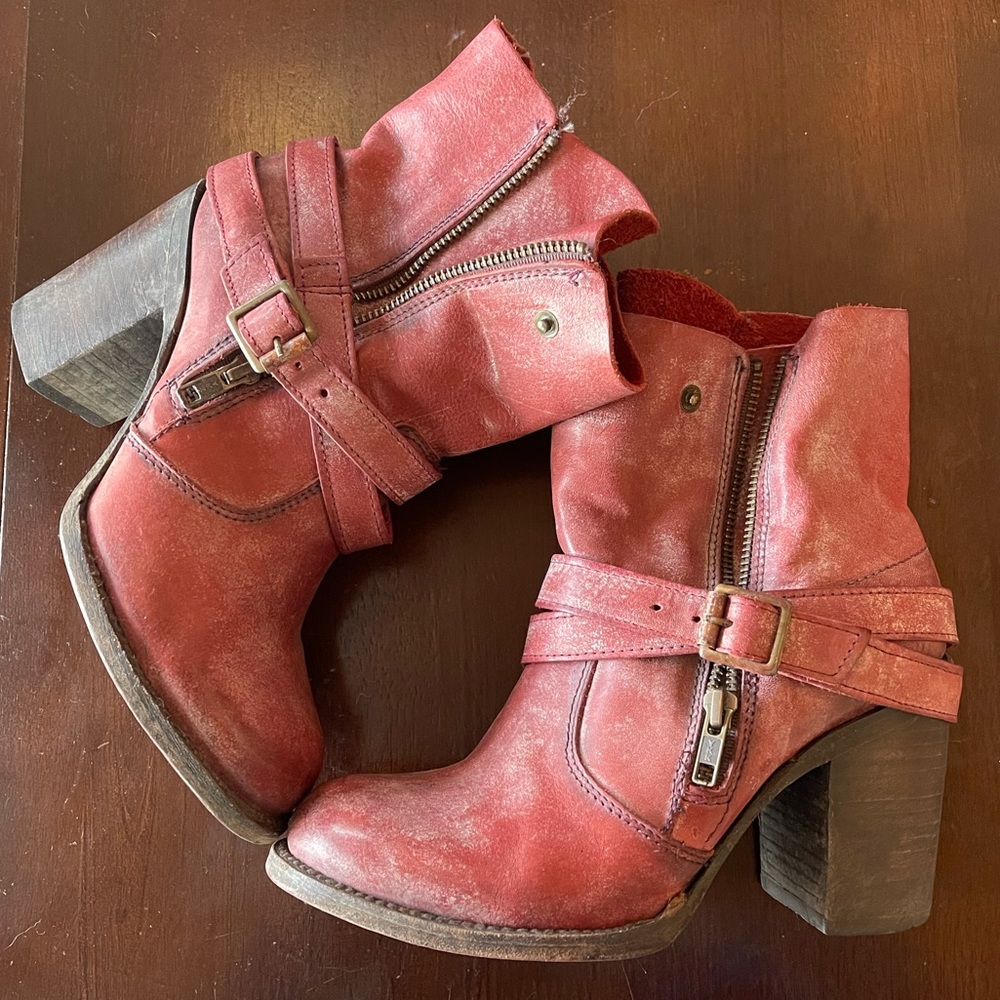 Freebird Bama Red Rustic Leather Boots